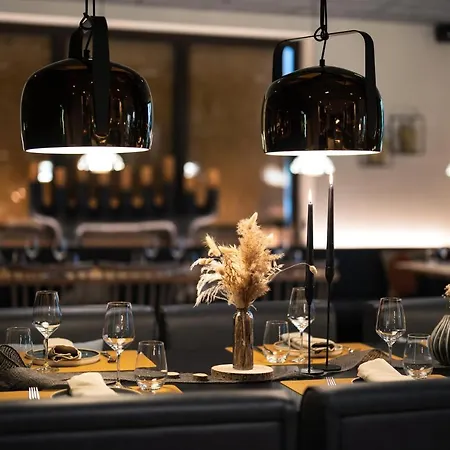 Thoeles Отель Buecken